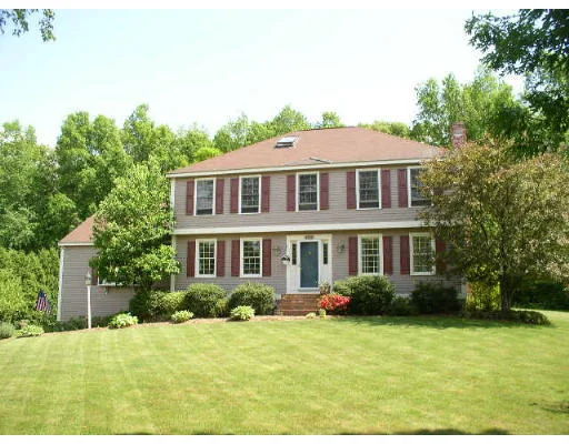Unit for sale at 152 Flagg Hill Road, Boxborough, MA 01719