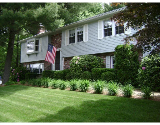 Unit for sale at 34 Heather Dr, Reading, MA 01867