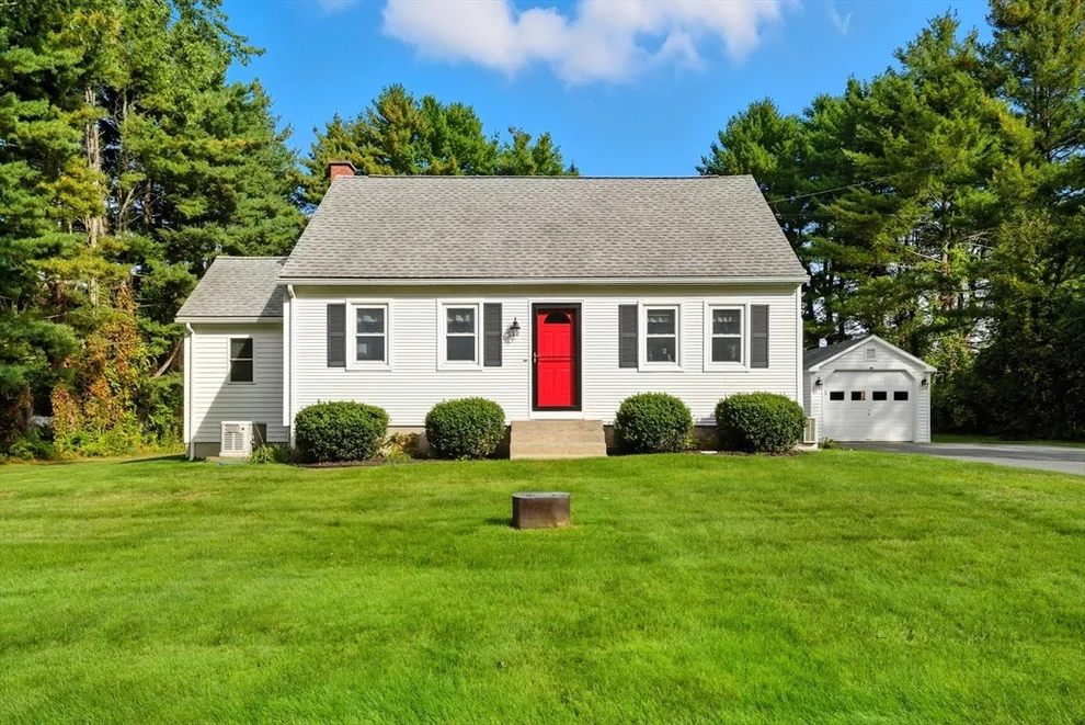 Unit for sale at 50 Martin Farms Rd, Hampden, MA 01036