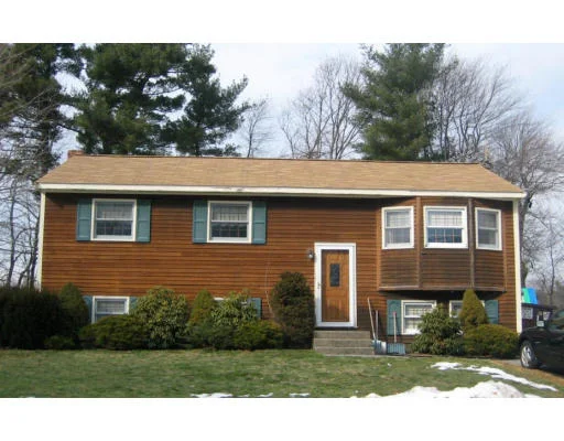 Unit for sale at 21 Meadow Dr, Middleton, MA 01949