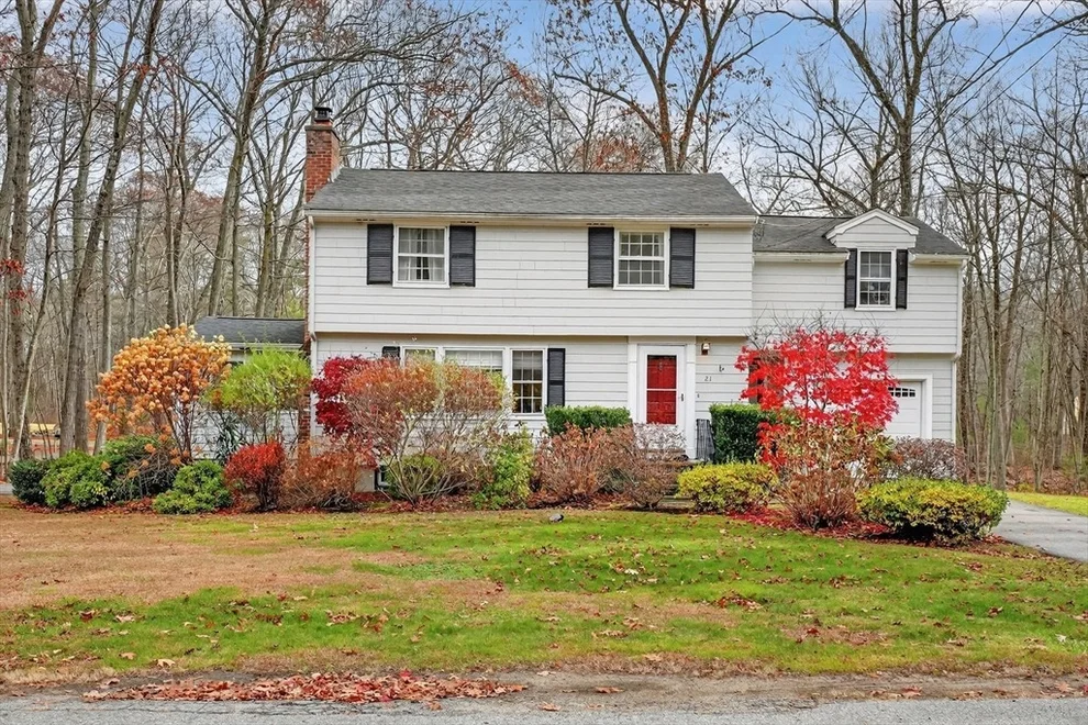Unit for sale at 21 Fairbanks Rd, Chelmsford, MA 01824