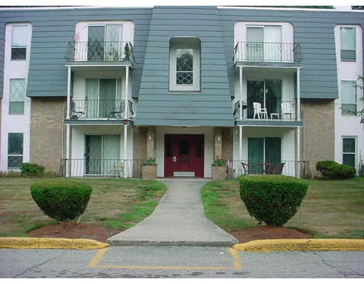 Unit for sale at 6 Kennedy Lane, Milford, MA 01757