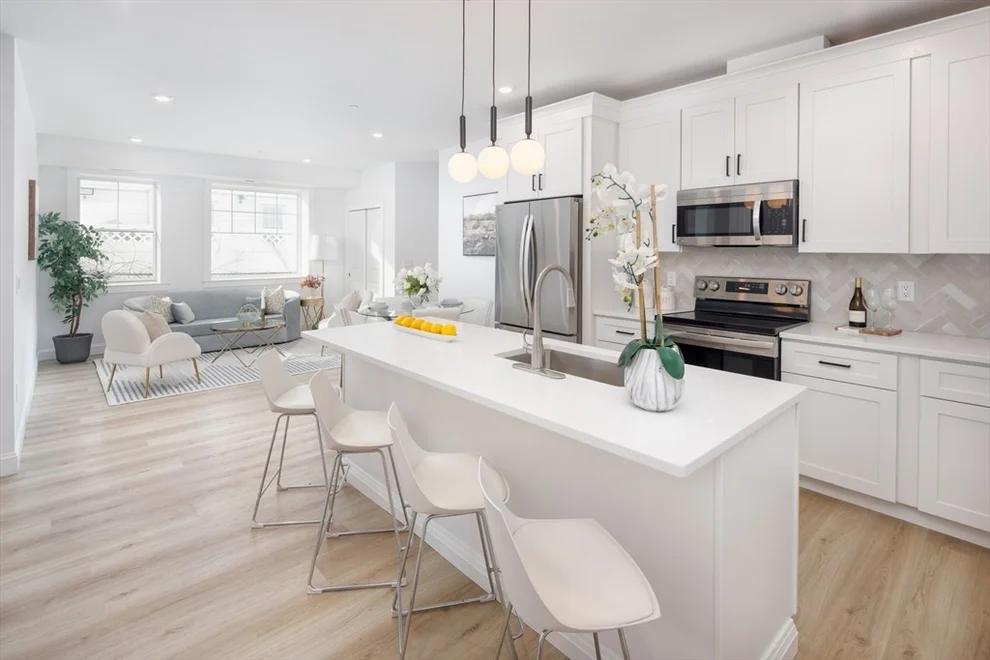 Unit for sale at 5 Oakhurst St, Boston, MA 02124