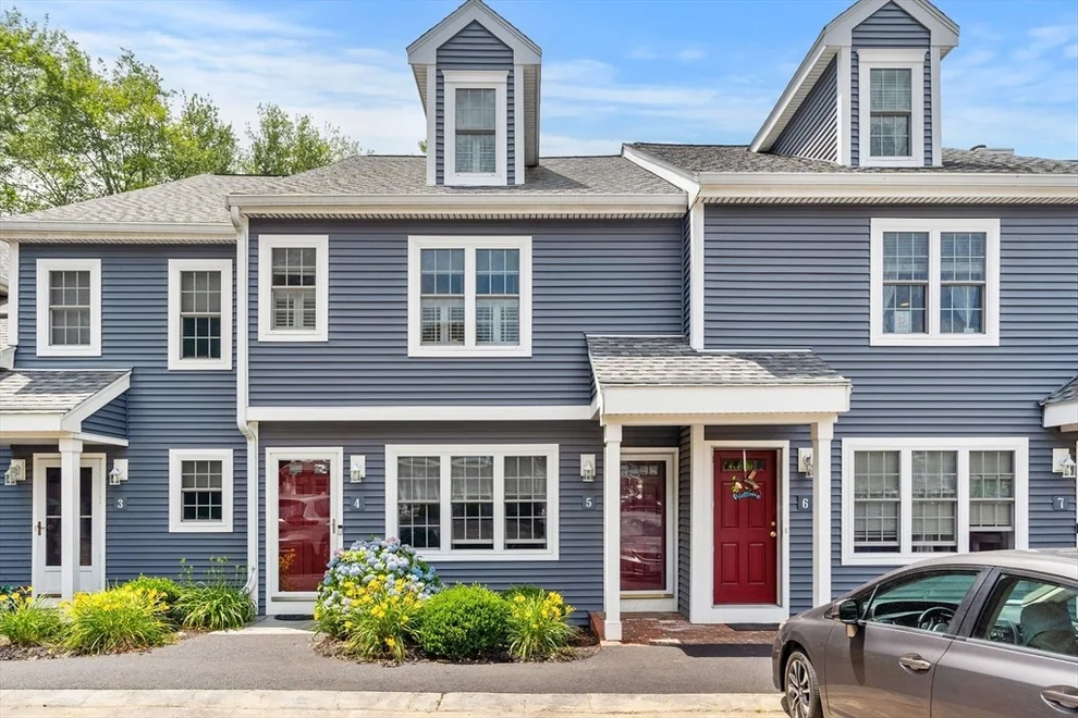 Unit for sale at 5 Hobart Ln, Rockland, MA 02370