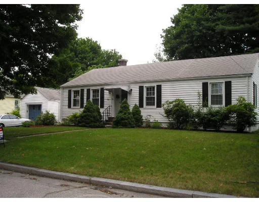 Unit for sale at 20 Longmeadow Ave, Worcester, MA 01606