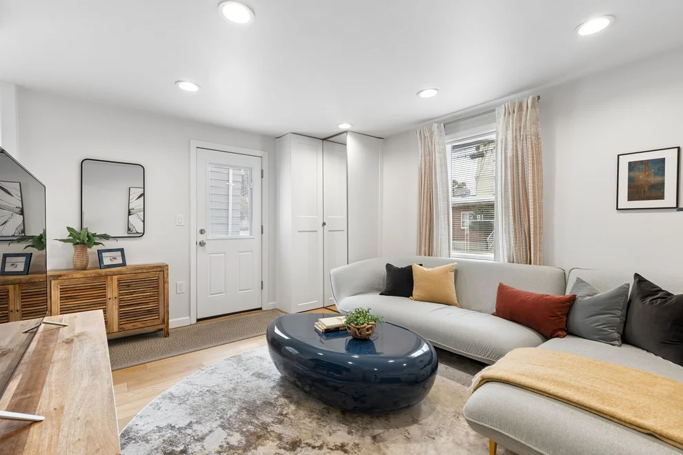 Photo of 84 West Street, Newton, MA 02458