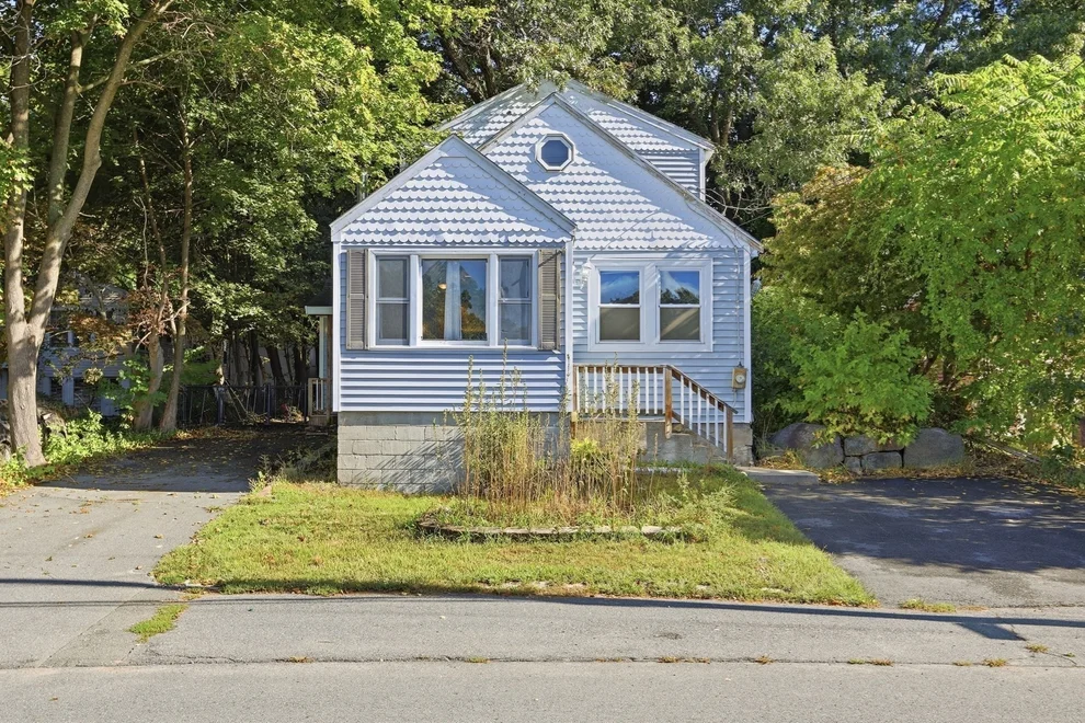 Unit for sale at 141 Long Pond Dr, Dracut, MA 01826