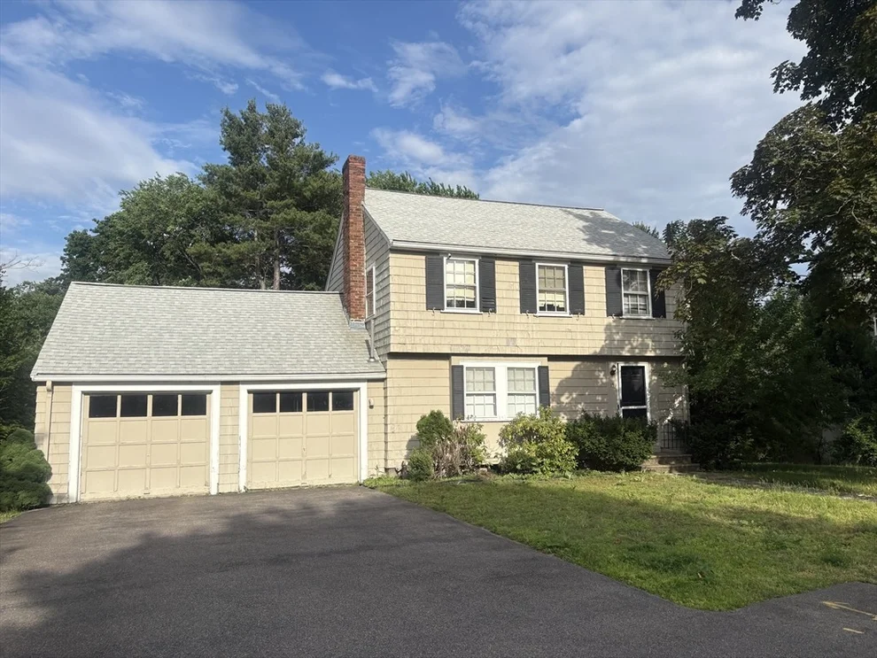 Unit for sale at 15 Berkshire Rd, Needham, MA 02492