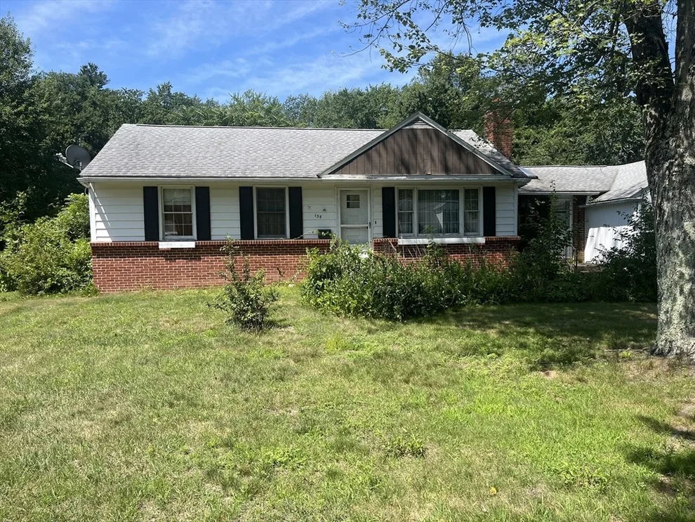 Unit for sale at 158 Elm St, East Longmeadow, MA 01028