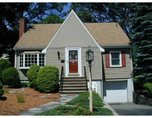 Unit for sale at 26 Greenwood Road, Lynnfield, MA 01940