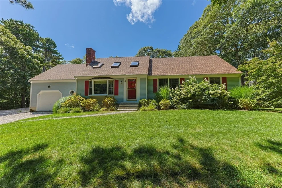 Unit for sale at 5 Blackberry Ln, Orleans, MA 02653