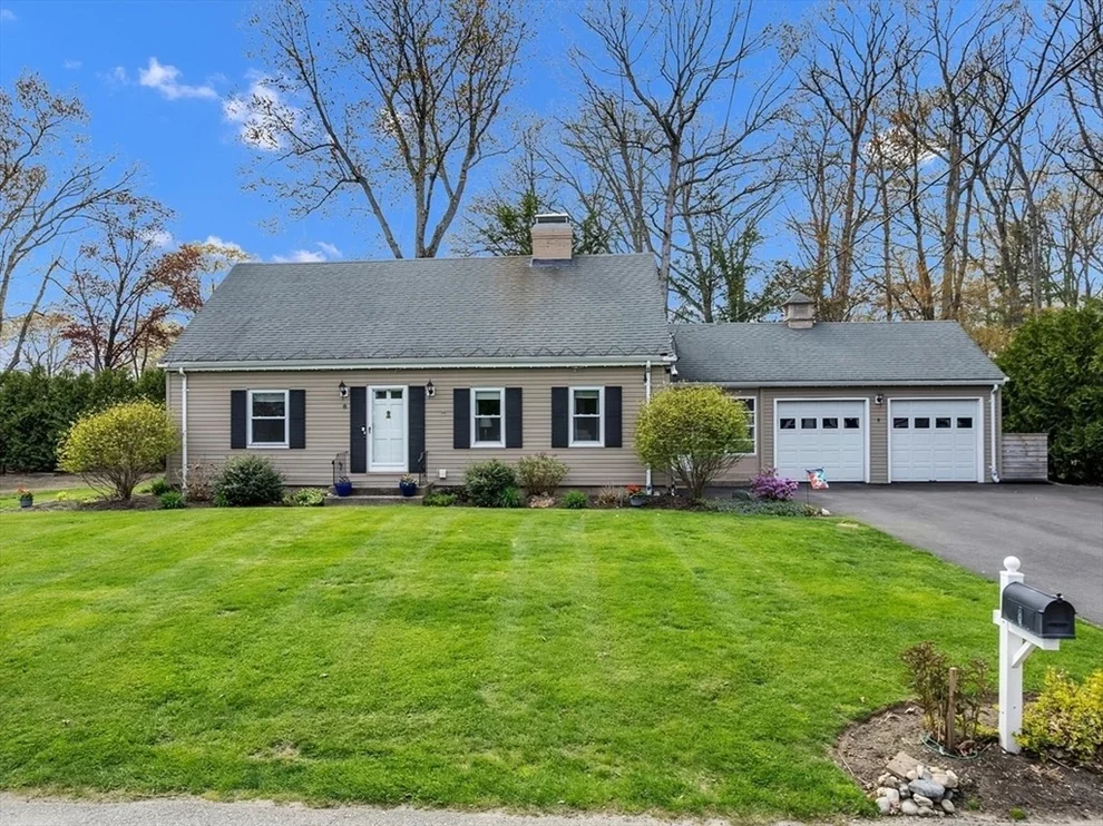 Unit for sale at 8 Hillside Rd, North Attleboro, MA 02760