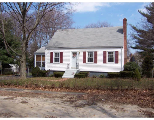 Unit for sale at 22 Hewitt Rd, Weymouth, MA 02191