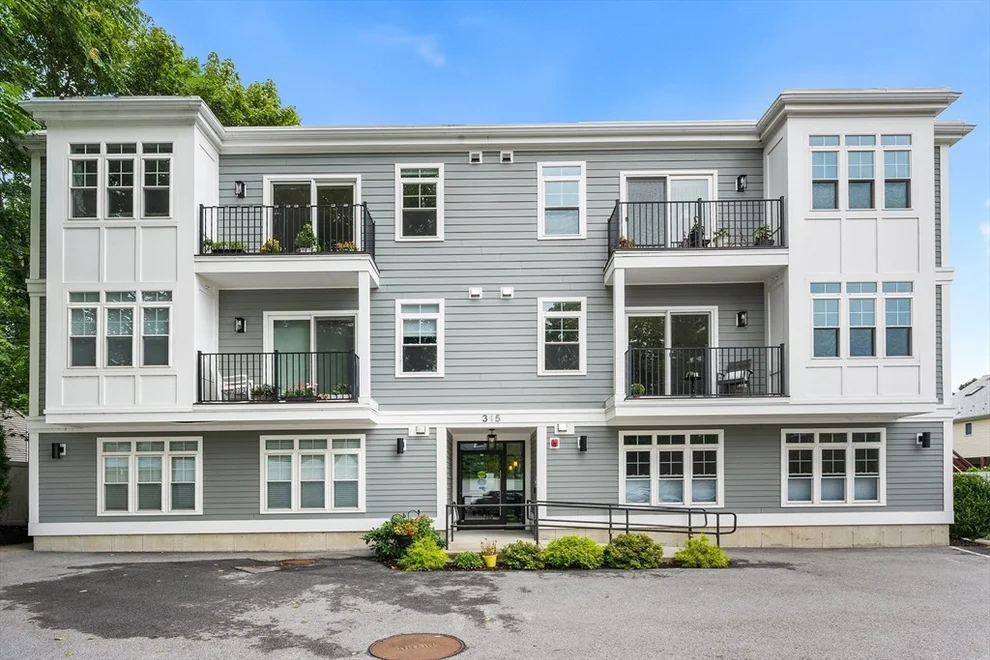 Unit for sale at 315 College Farm Rd, Waltham, MA 02451