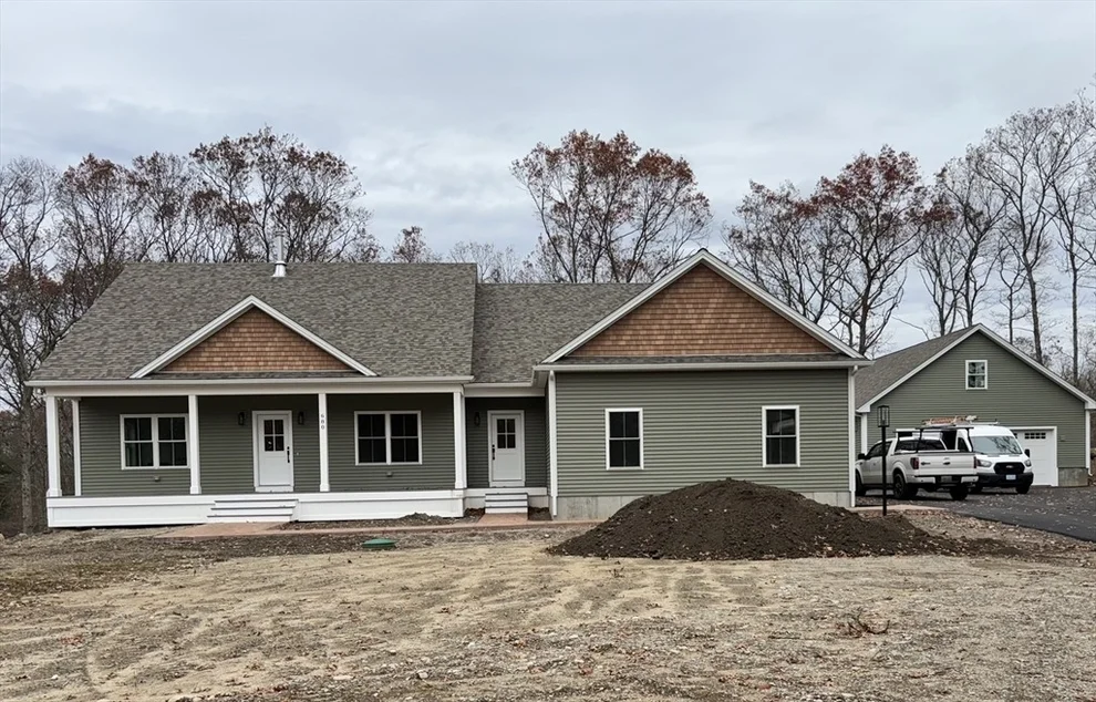 Unit for sale at 680 Pine St, Seekonk, MA 02771