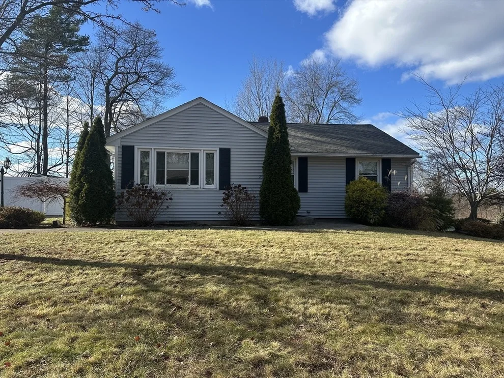 Unit for sale at 254 Hartwick St, Springfield, MA 01108