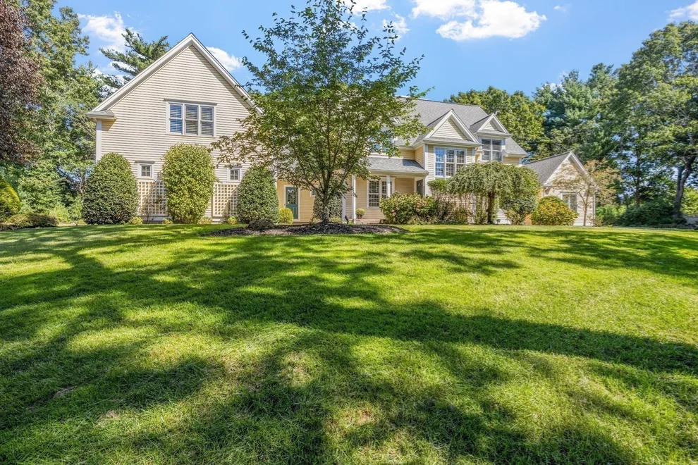 Unit for sale at 234 Country Club Way, Kingston, MA 02364