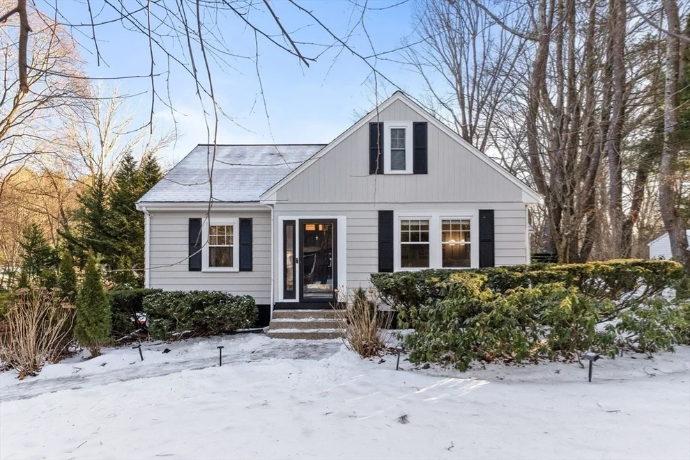 Unit for sale at 13 Valley View Rd, Wayland, MA 01778