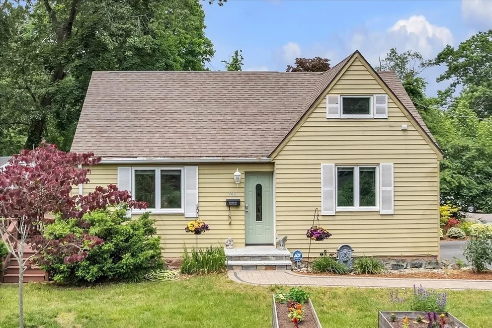 Unit for sale at 165 West St, Randolph, MA 02368