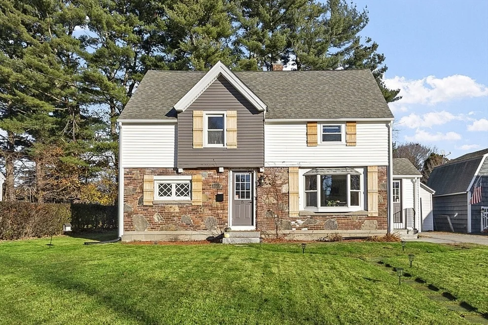 Unit for sale at 8 Bacon St, Oxford, MA 01540