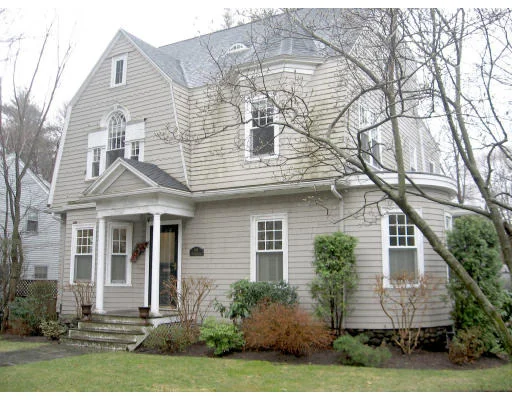 Unit for sale at 162 Pine Ridge Rd, Newton, MA 02468