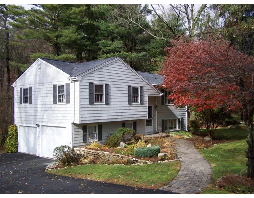 Unit for sale at 5 Gilmore Road, Southborough, MA 01772
