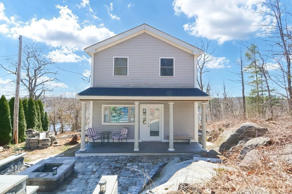 Unit for sale at 71 Uxbridge Rd, Mendon, MA 01756