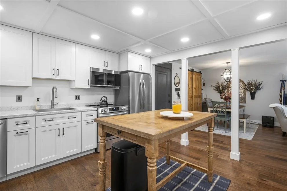 Unit for sale at 21 Shadowbrook Ln, Milford, MA 01757