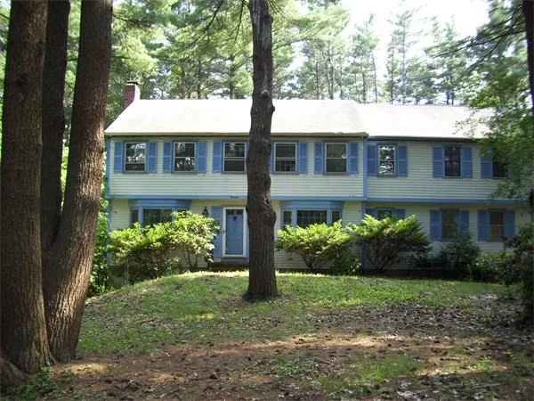 Unit for sale at 14 Osgood St, Andover, MA 01810