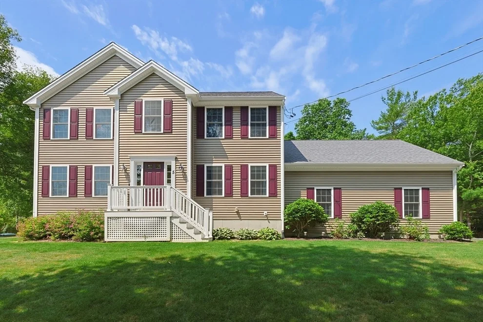 Unit for sale at 5 County Street, Berkley, MA 02779