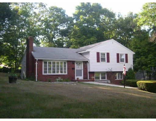 Unit for sale at 484 Essex St, Weymouth, MA 02188