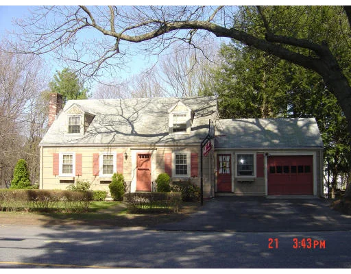 Unit for sale at 94 Pleasant Street, Wakefield, MA 01880
