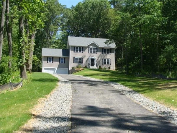 Unit for sale at 53 Frankland Rd, Ashland, MA 01721