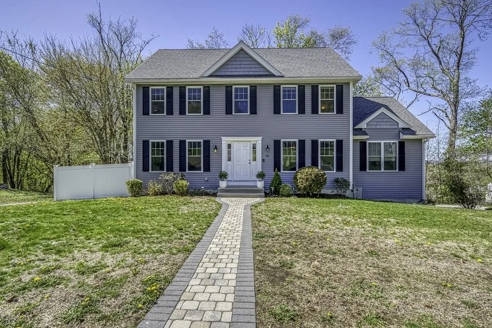 Unit for sale at 82 Hampton St, Auburn, MA 01501