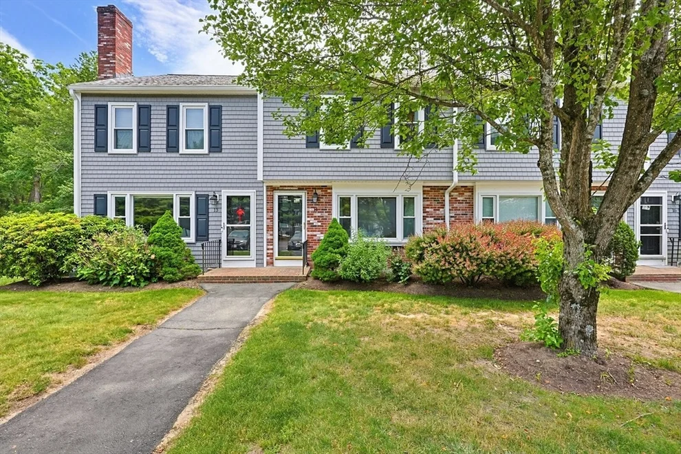 Unit for sale at 14 Sharron Drive, Easton, MA 02375
