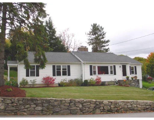 Unit for sale at 5 Mitchell Street, Southborough, MA 01772