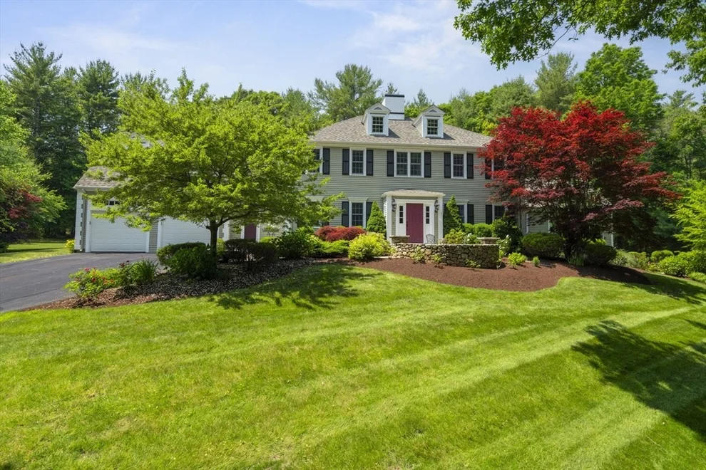 Unit for sale at 10 S Pasture Ln, Duxbury, MA 02332