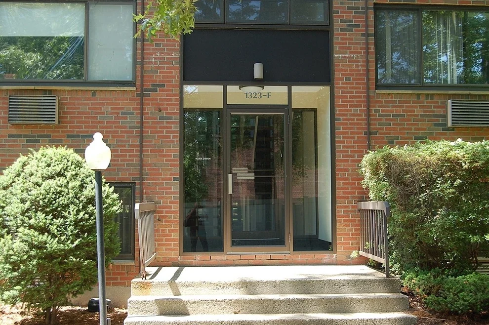Unit for sale at 1323 Worcester Rd, Framingham, MA 01701