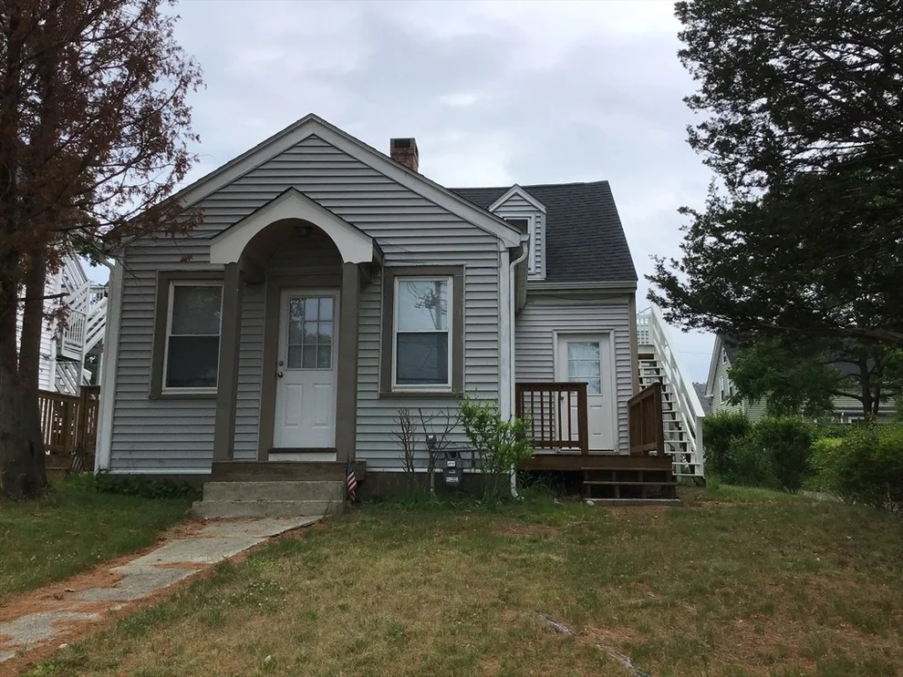Unit for sale at 52 Sea St, Weymouth, MA 02191