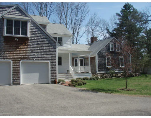 Unit for sale at 659 Grove St, Norwell, MA 02061