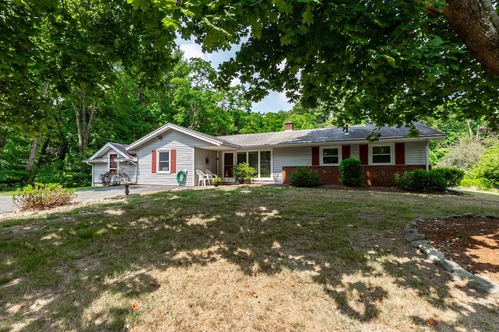 Unit for sale at 64 Hemenway Rd, Framingham, MA 01701