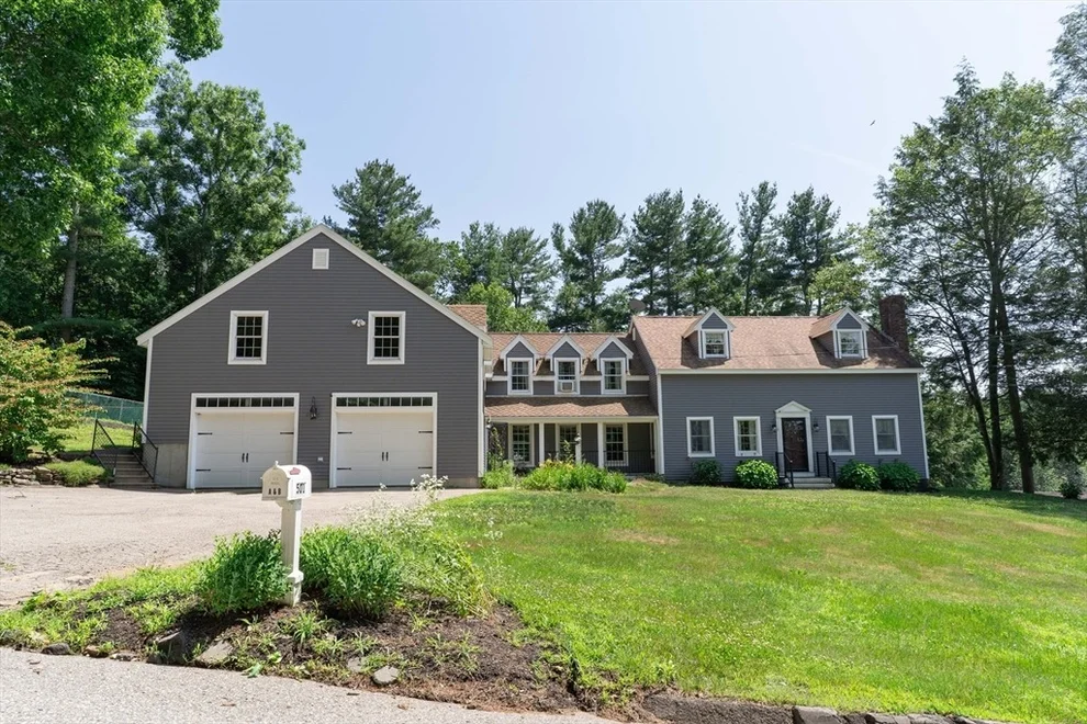 Unit for sale at 501 Wine Rd, New Braintree, MA 01531