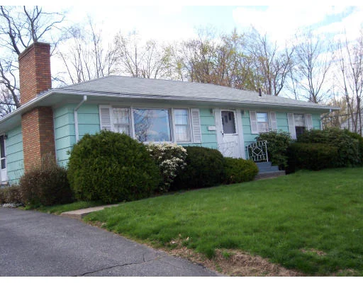 Unit for sale at 11 Carlton Street, Shrewsbury, MA 01545