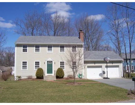 Unit for sale at 20 Ides Hill Lane, Attleboro, MA 02703