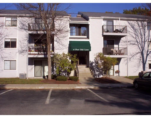 Unit for sale at 4 Post Oak Lane, Natick, MA 01760