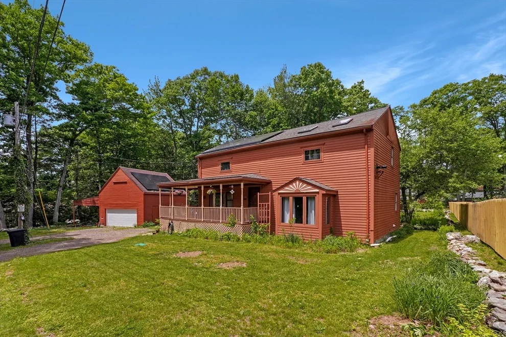 Unit for sale at 4 Birch Ln, Leicester, MA 01524