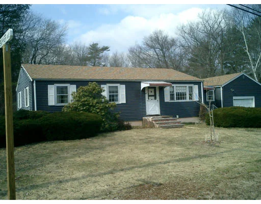 Unit for sale at 358 Asbury St, Hamilton, MA 01982