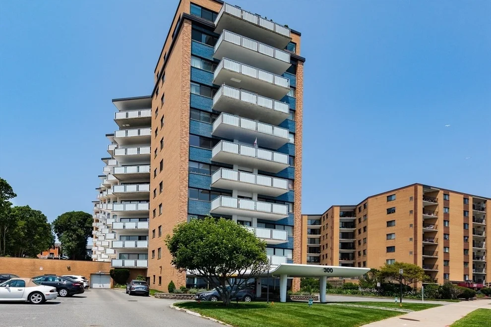 Unit for sale at 300 Lynn Shore Dr, Lynn, MA 01902