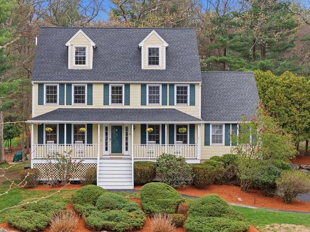 Unit for sale at 6 Kristyn Ln, North Reading, MA 01864