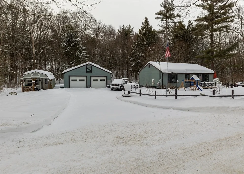 Unit for sale at 40 Shedd Rd, Bernardston, MA 01337